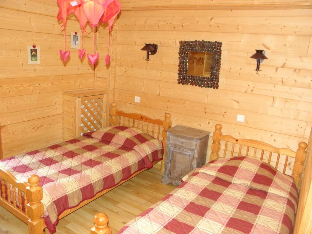 Gite Auberge Les Terres Blanches De Meolans Méolans Quarto foto