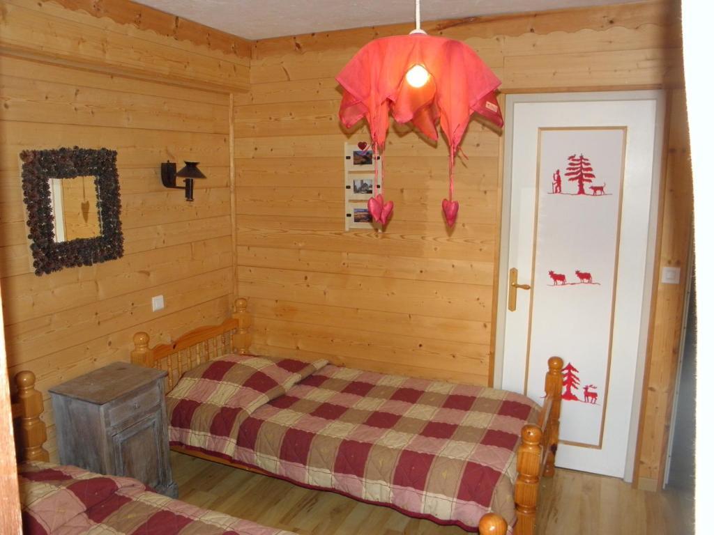 Gite Auberge Les Terres Blanches De Meolans Méolans Quarto foto