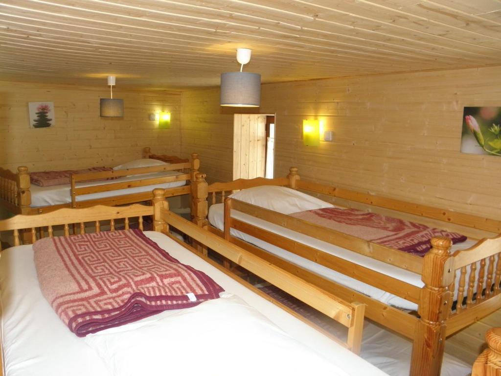 Gite Auberge Les Terres Blanches De Meolans Méolans Quarto foto